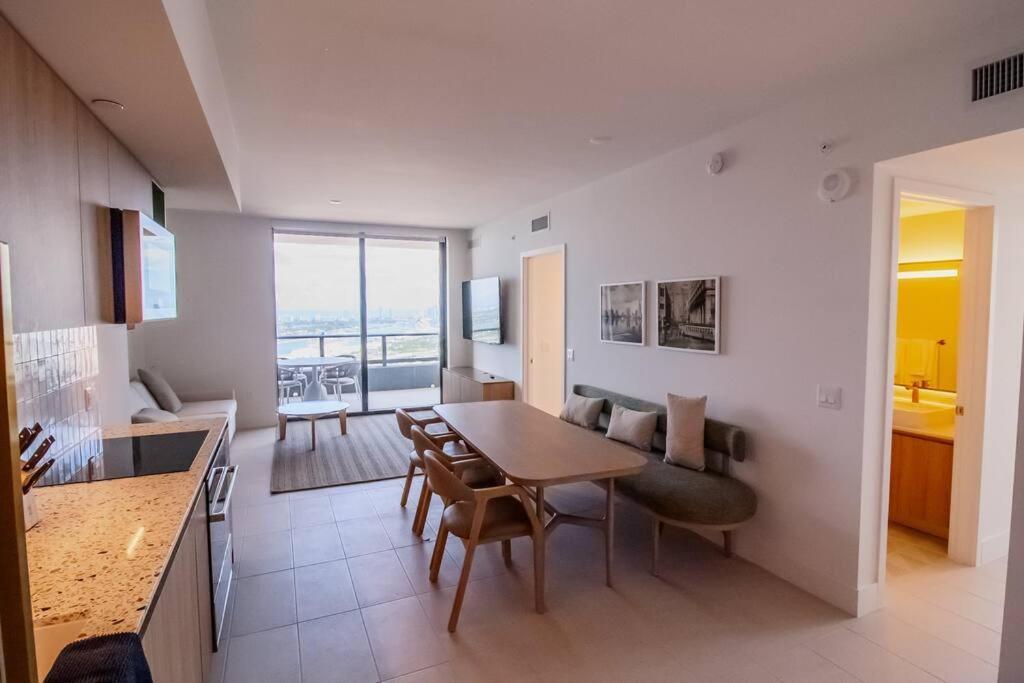Stylish Oasis In Downtown Miami