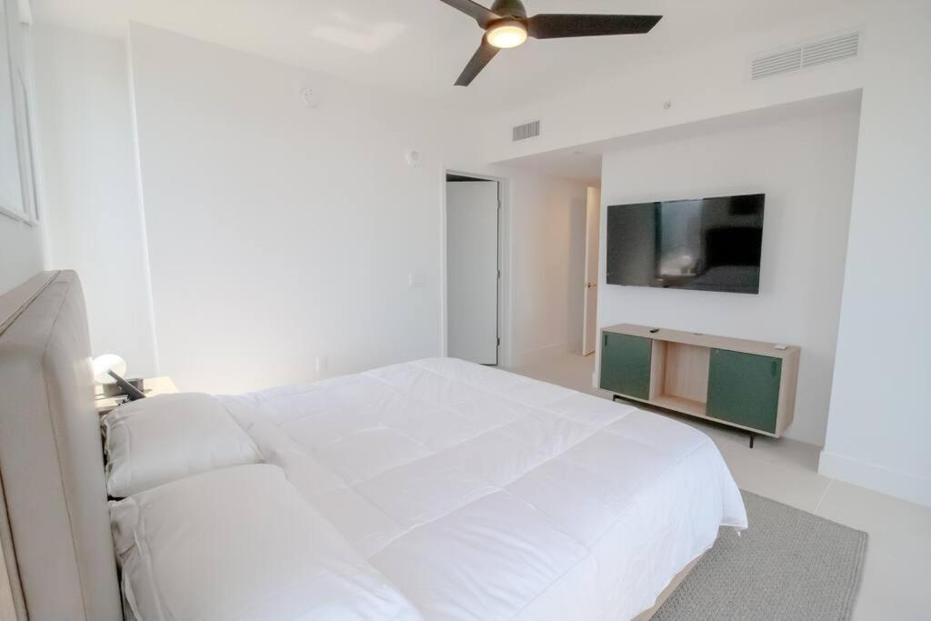 Stylish Oasis In Downtown *
