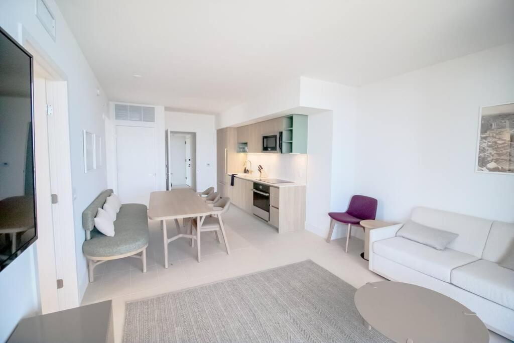 Apartment Stylish Oasis In Downtown Miami